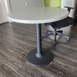 Clean Table For Sale 