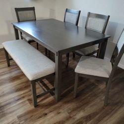Dining Table Set