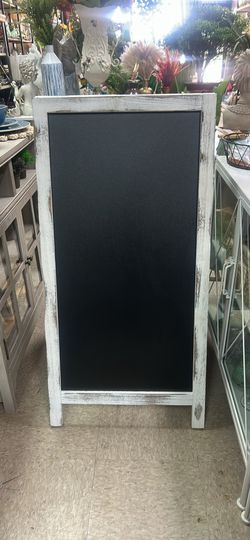40” x 20” chalkboard