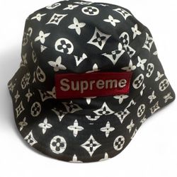 Supreme × Louis Vuitton Black Monogram reversible Bucket Hat