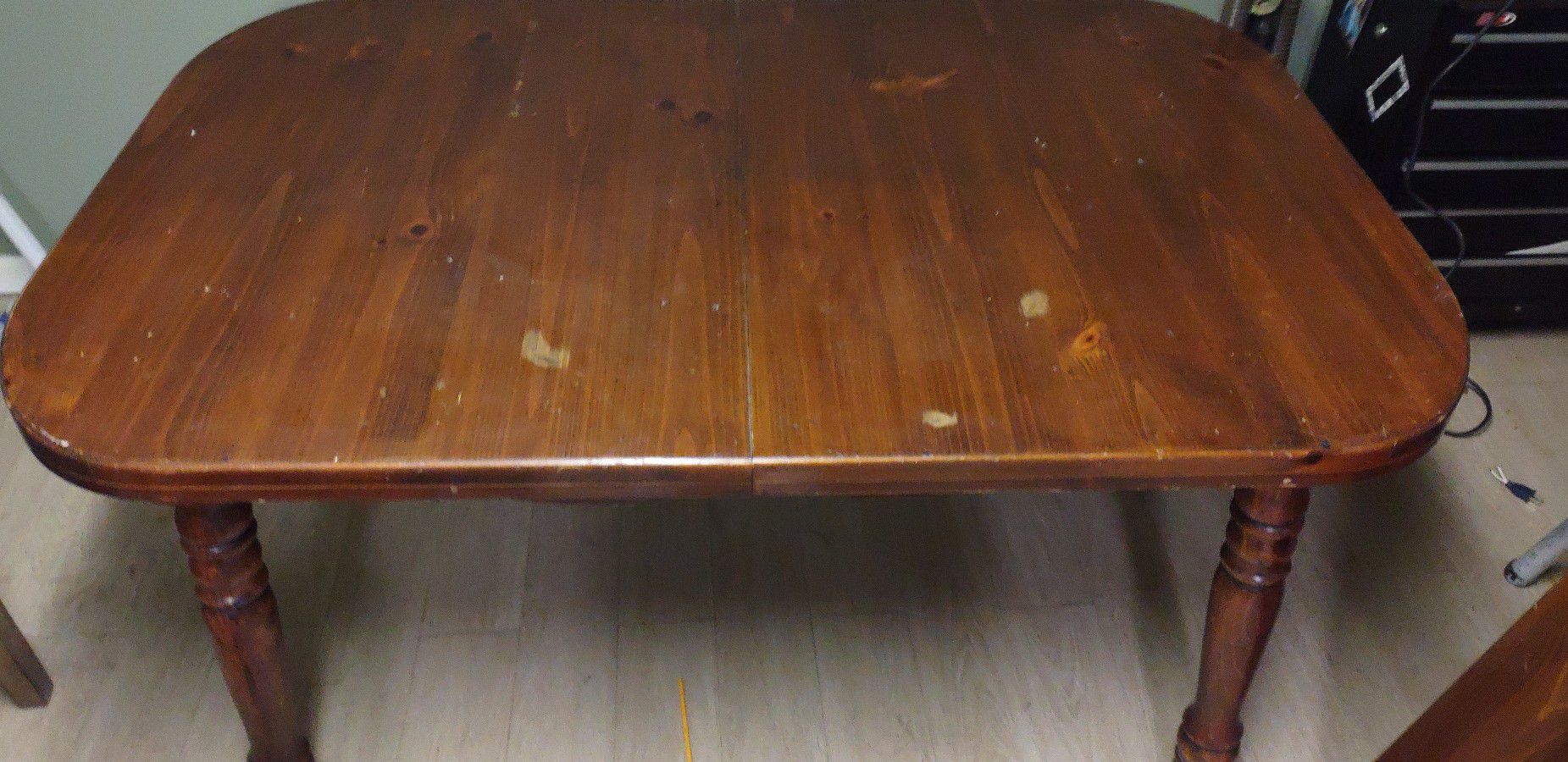 Vintage cherry wood Dining Table W/ Leaves