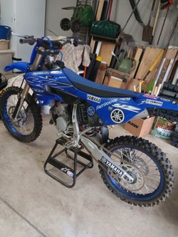 Yamaha Dirt Bike Motorcycle