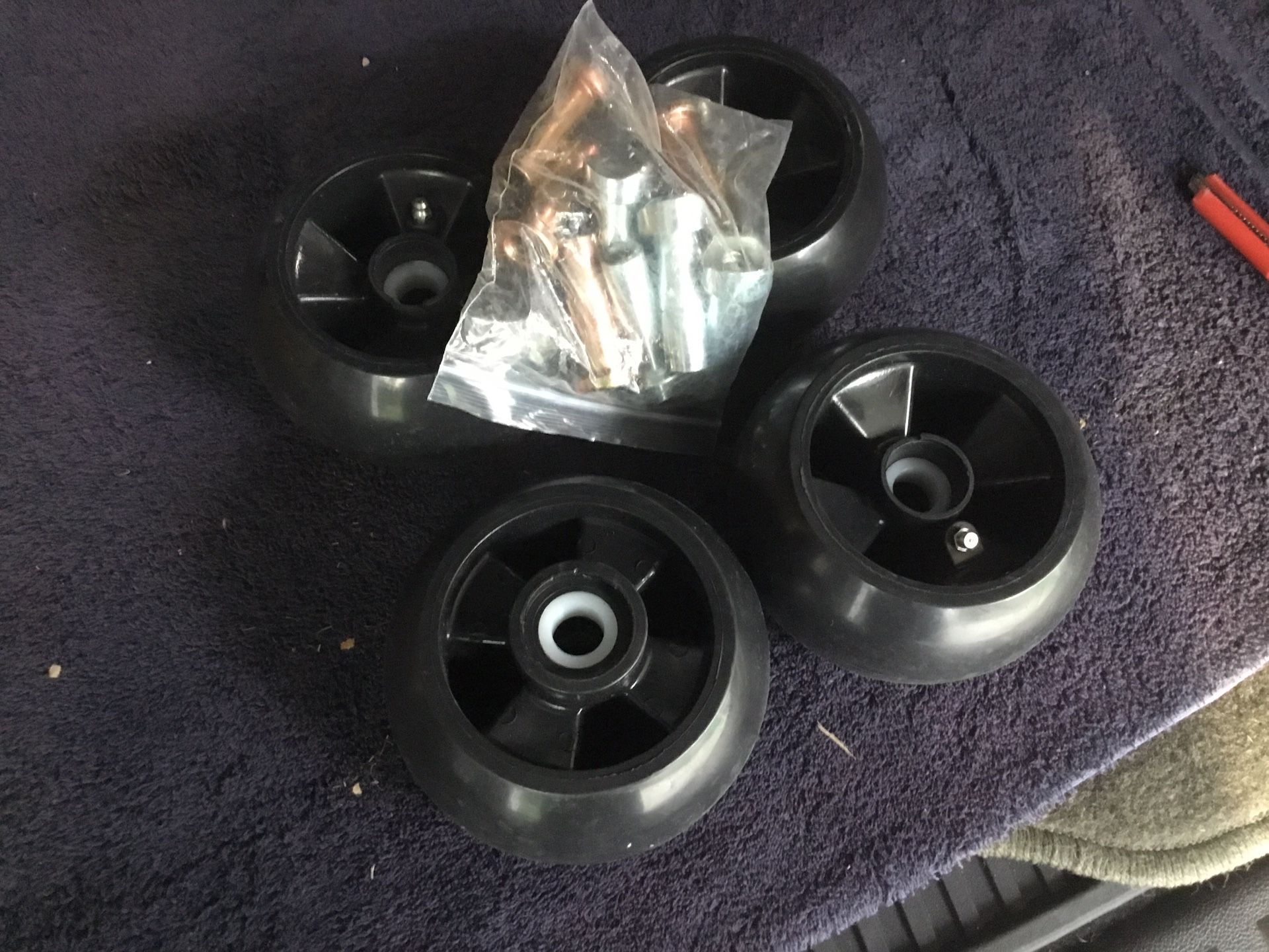 JOHN DEERE Deck Gage Wheels 48”54”60”62”72”