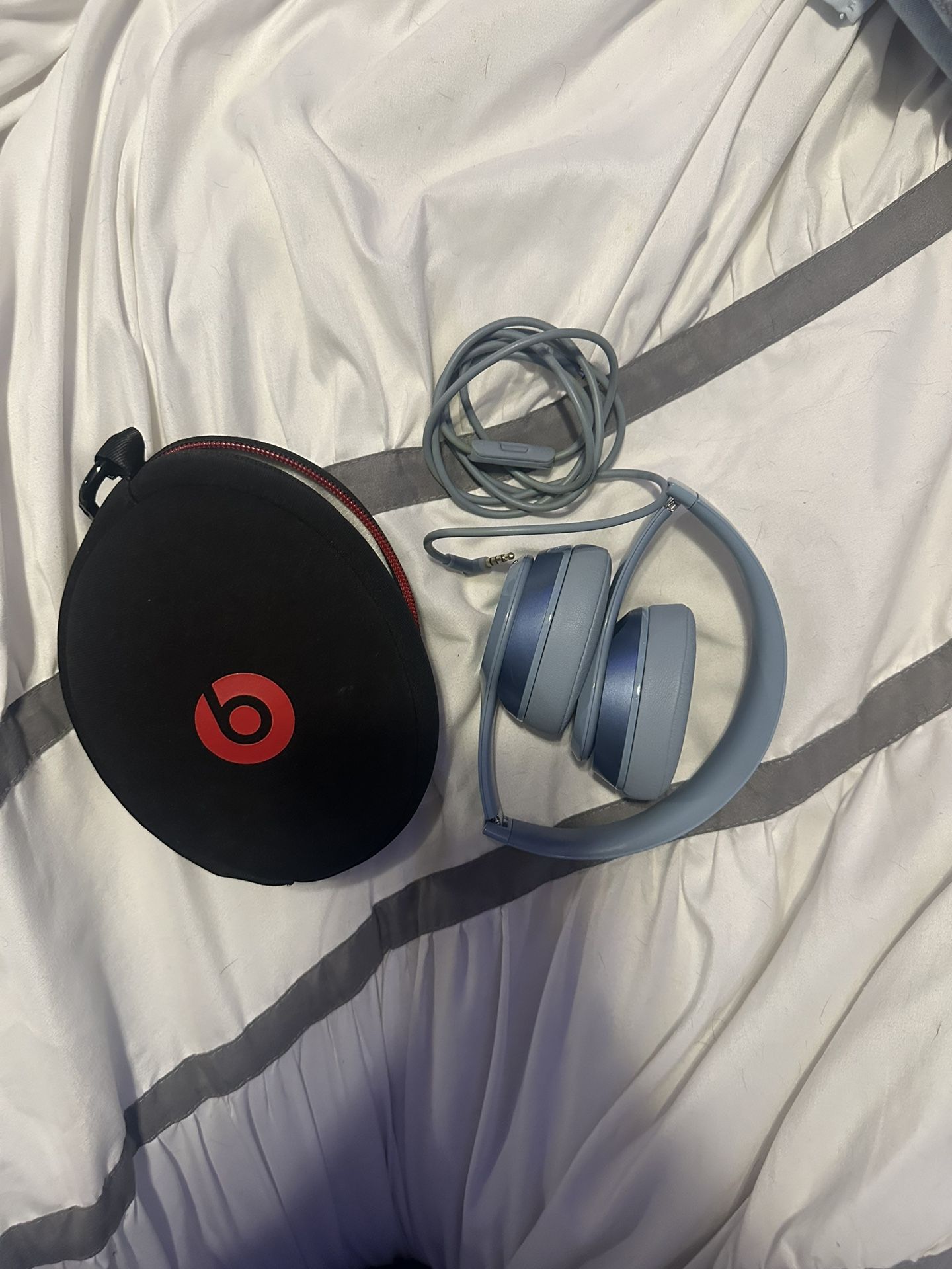 Beats solo wired headphones