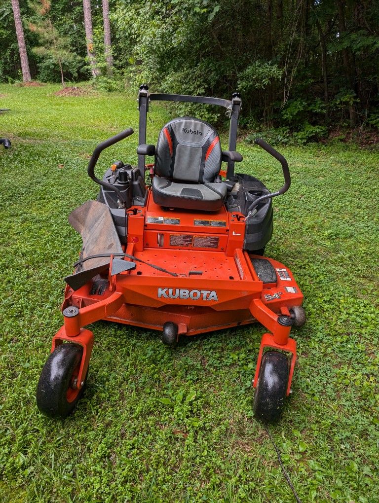 Kubota  54 Inch 23  HP Kawasaki  255 Hours On It Run Good 
