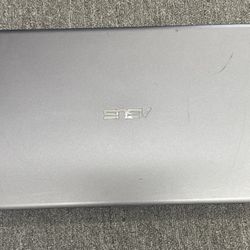 ASUS VivoBook F512D Ryzen 7 Laptop For Parts/Repair  
