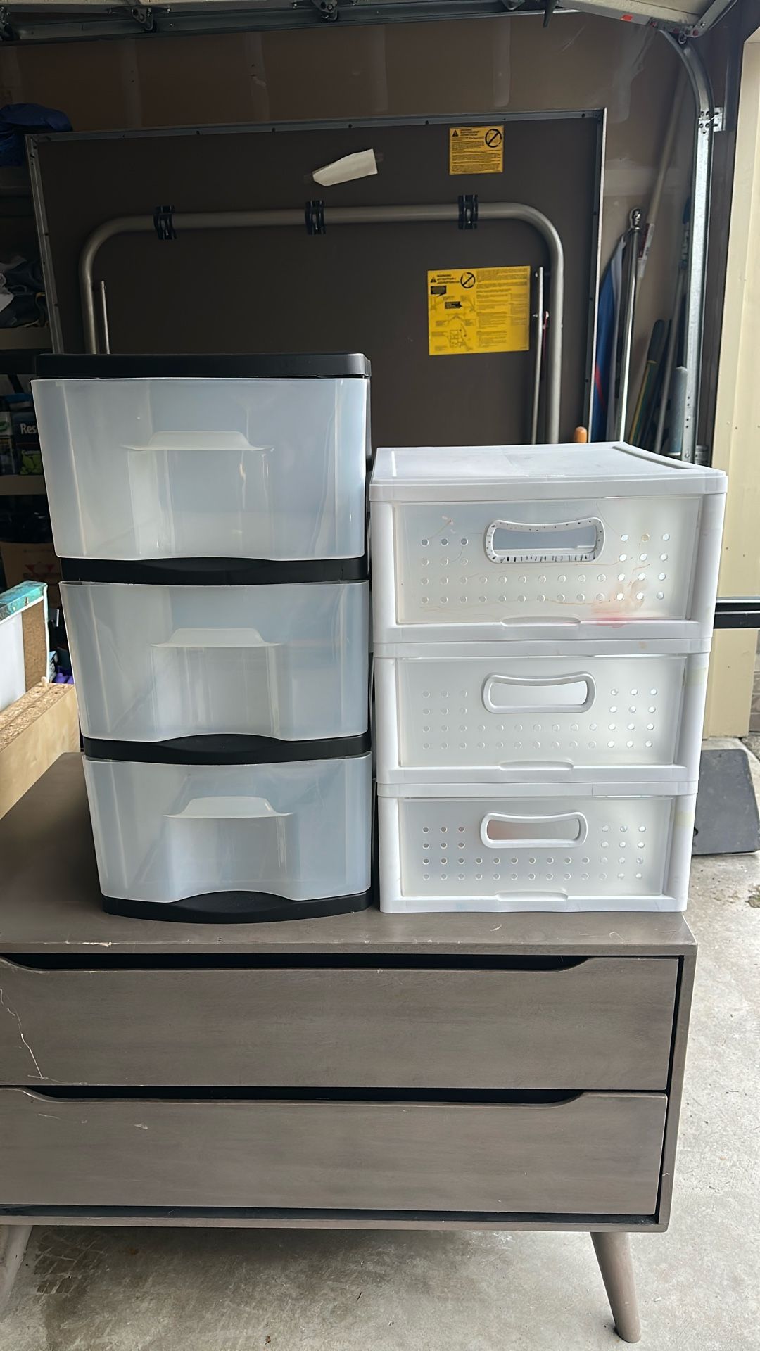 Plastic Storage Bonds 