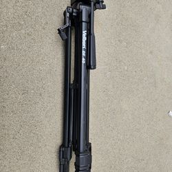 Velbon DF 40 Tripod