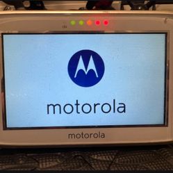 Motorola Baby Monitor + Cameras (4)
