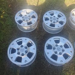 Stock Rims Tacoma  (4)