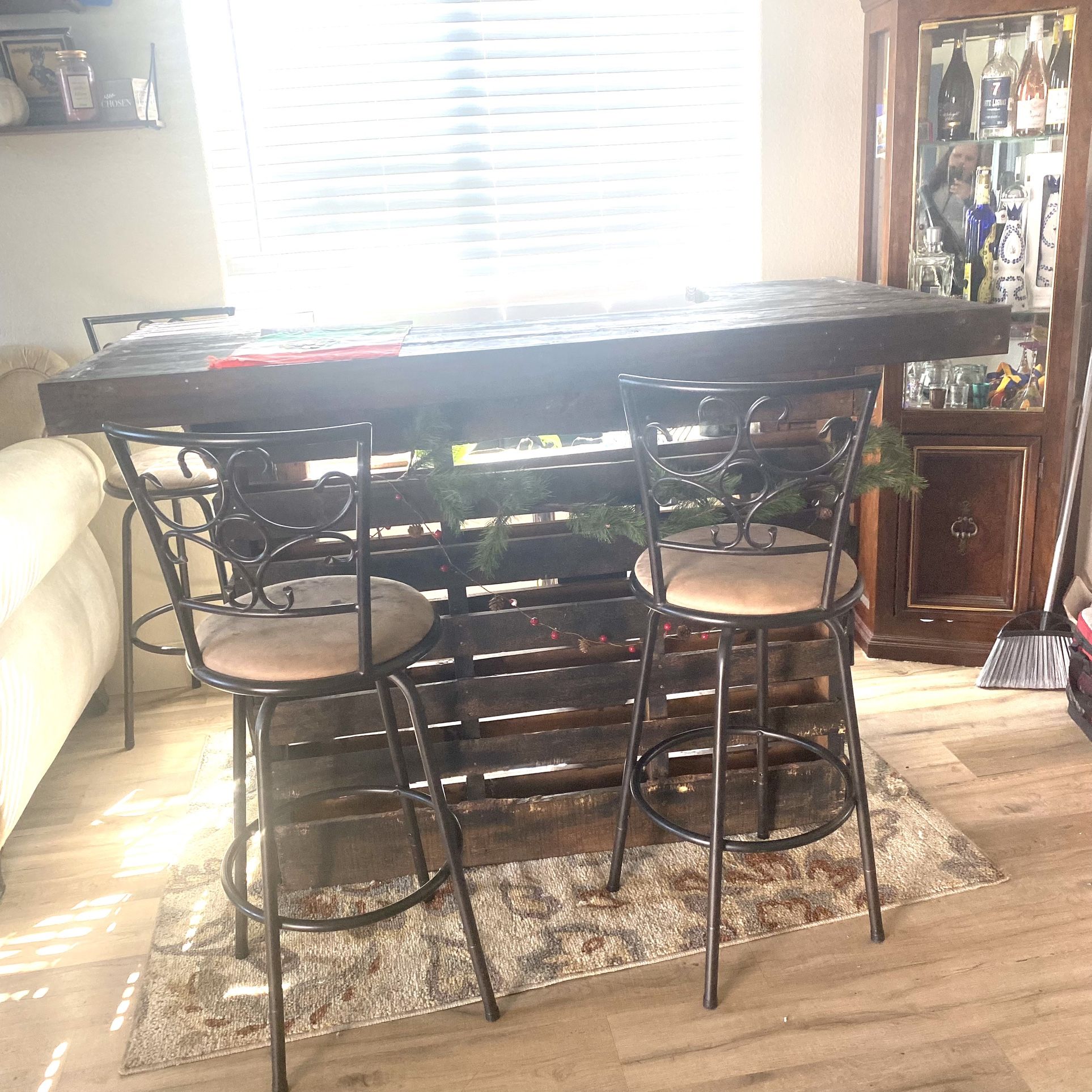 Bar Table 