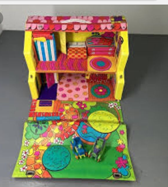 1968 Liddle Kiddles Doll House With Furniture