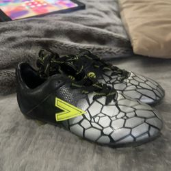 Kids Soccer Shoes 12c 