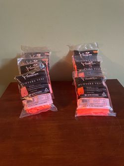Mossy Oak Blaze Orange Hunters Vest – Lot of 7