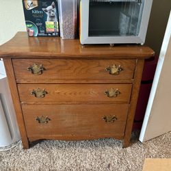 Dresser
