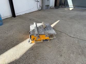 Tile saw