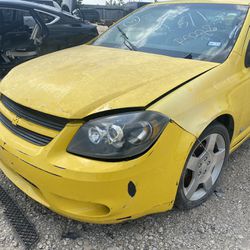 FOR PARTS ONLY 2006 Chevy cobalt SS SUPERCHARGED 2.0L manual / solo partes transmission estandard 
