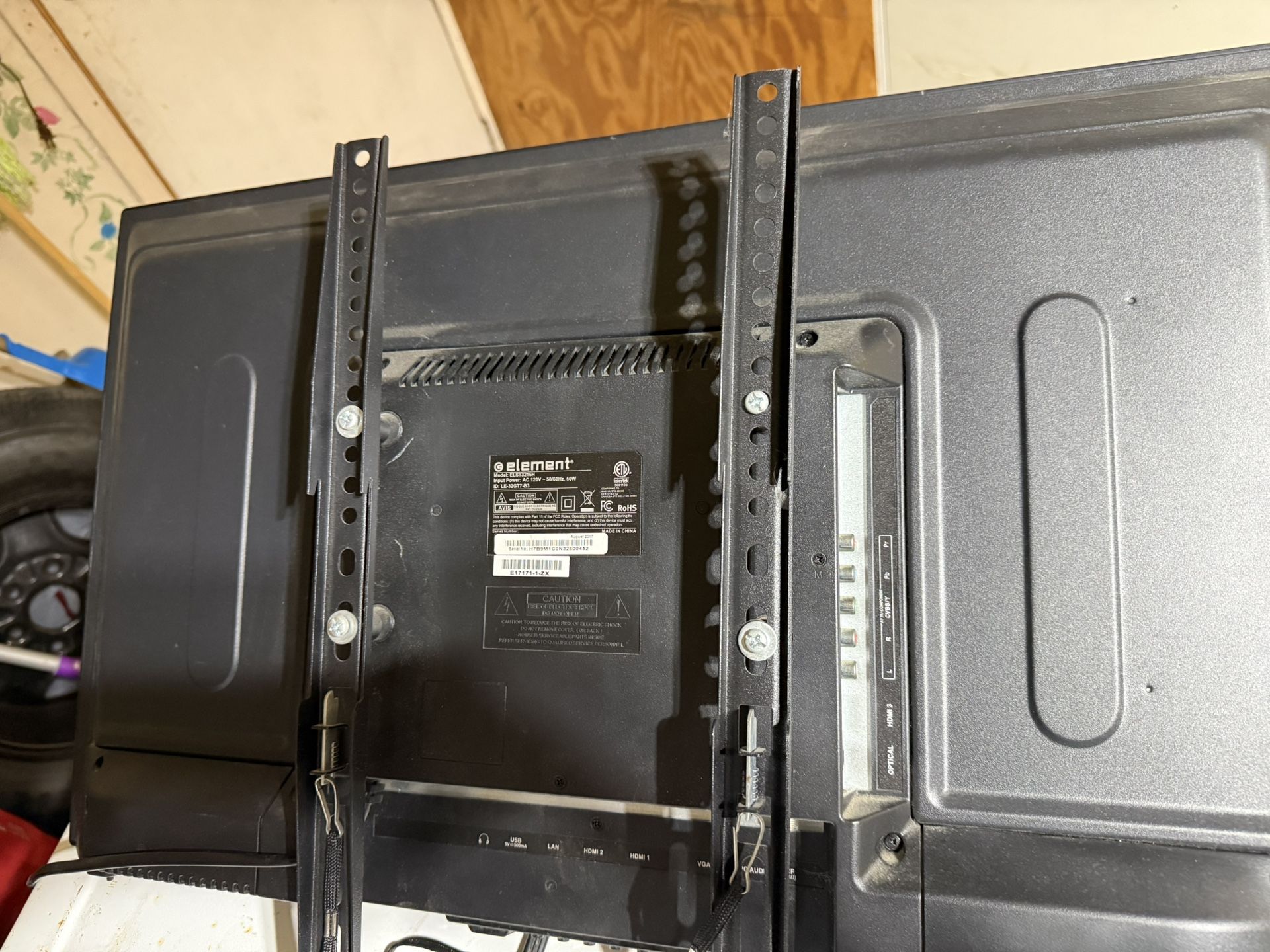 TV
