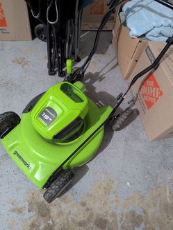 Greenworks 19" 40V Brushless Cordless Lawn Mower