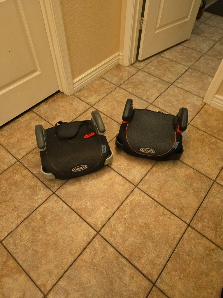 2 Booster Seats