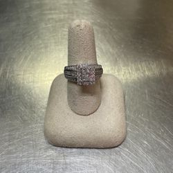 Ladies Fashion Diamond Ring 