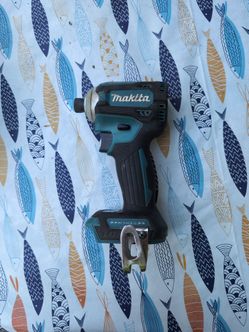 Makita XDT16 IMPACT DRIVER