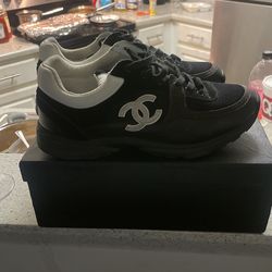 Chanel Black And White 