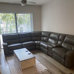 Grey Leather Sectional. Great Condition W/ 3 Power Reclining Seats