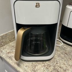 Beautiful by Drew Berrymore Coffee Machine