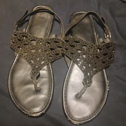 True & Time Black Flat Sandals 