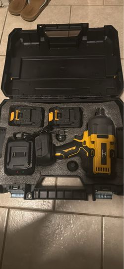 Cordless Impact Driver Kit with Case