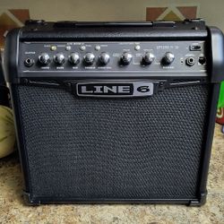 Line 6 Spider IV (15 Watt) Guitar Combo Amp For Sale!!!
