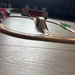 ThomasTrain Track With Round House And Book