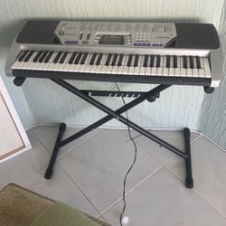 beginner keyboard with stand 