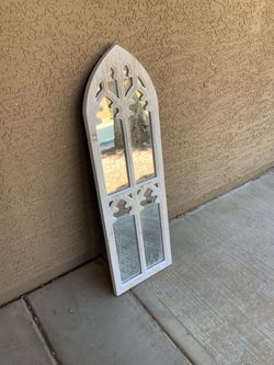 Wall decor mirror