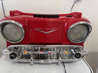 Vintage Randix 1957 Chevrolet Bel Air AM/FM Radio and Cassette Player radio works great but cassette not working it may need just a cleaning