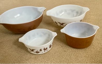 Vintage Pyrex Early American Cinderella Nesting Bowls Set 441 442 443 444