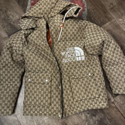 North Face Gucci Size Large 