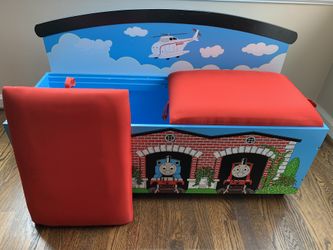 Thomas the tank engine: Storage Bench