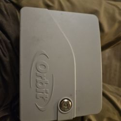 Orbit B-hyve Programmable 12 Zone WiFi Sprinkler Timer
