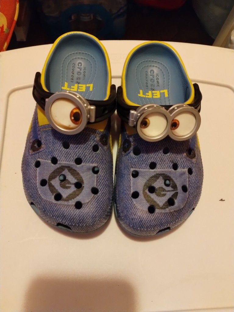 Cross De Niño Número 13 Usado Un Par De Veces Como Nuevo $14