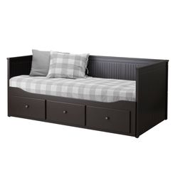 FREE Daybed!!