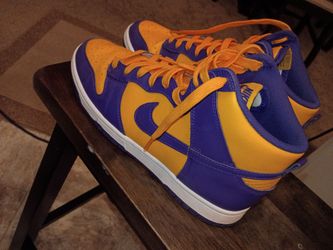 Nike dunks high top size 9.5 Lakers special