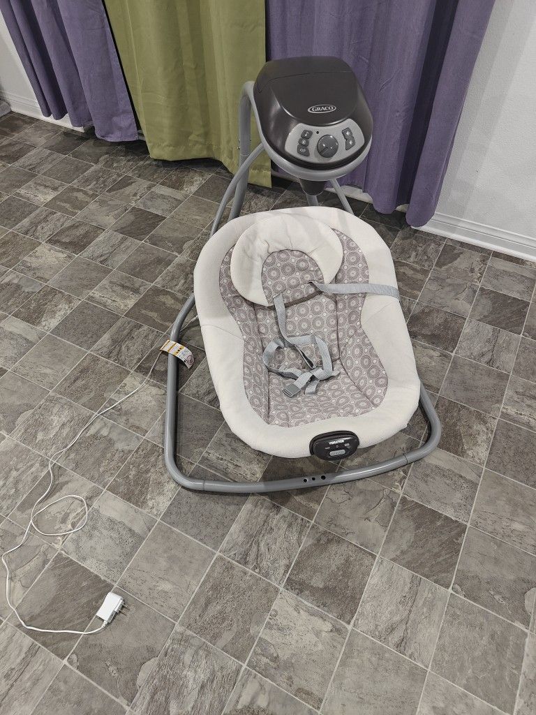 Graco Baby Swing