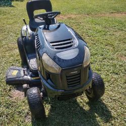 2019 Murray Riding Mower 42 Inch Deck 17.5 HP Briggs & Stratton Engine