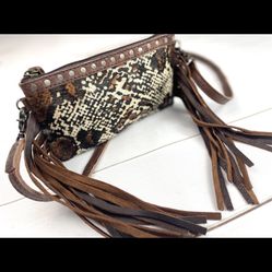 Crossbody Fringe Bag Hide