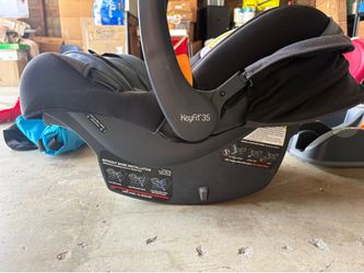 Chicco keyfit 35 car seat