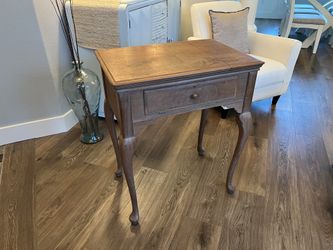 Wood Side Table / Sewing Table / Vintage 