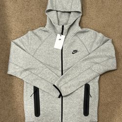 Nike Tech Fleece Jacket Size Small Brand New
