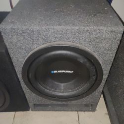 Vented Blaupunct 10" Subwoofer X2